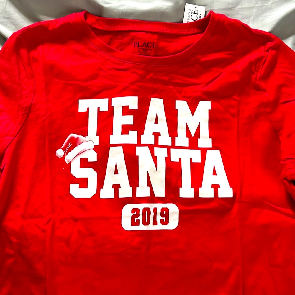 Children’s Place Adult Long Sleeve Santa Tee